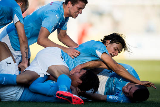 Malmö FFs spelare jublar