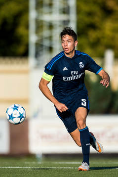Real Madrids Javier Sanchez