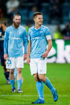 Malmö FFs Markus Rosenberg och i bakgrunden Jo Inge Berget
