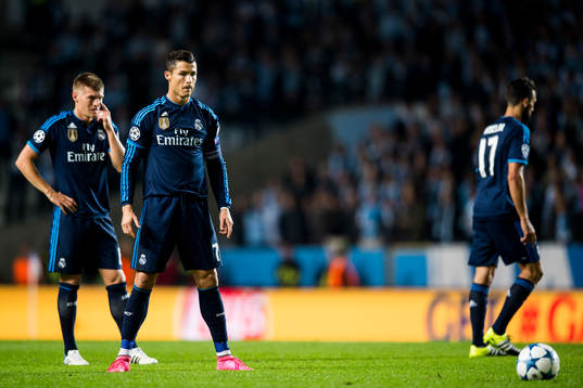 Real Madrids Cristiano Ronaldo gör sig redo för att slå