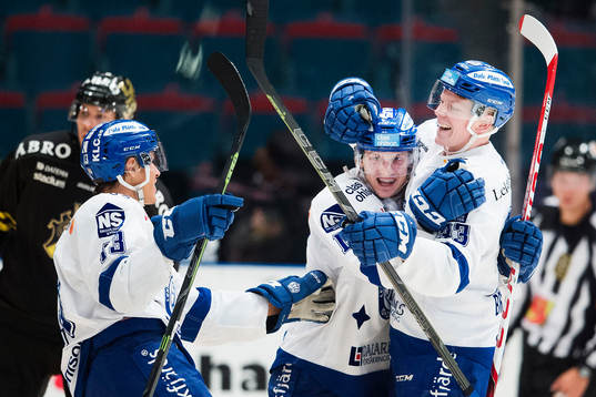 Leksands spelare jublar
