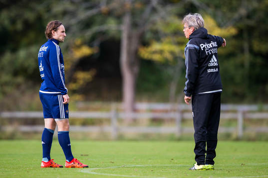 Djurgårdens Kevin Walker och tränare Per Olsson