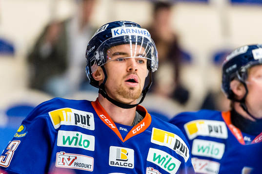 Växjös Eddie Larsson värmer upp