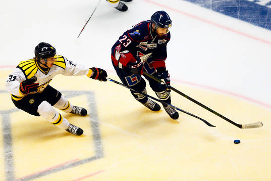 Linköpings Niklas Persson och Brynäs Daniel Mannberg