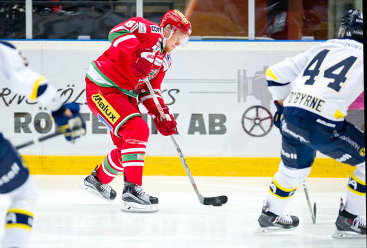 Modos Ludvig Nilsson och HV71 Ryan O´Byrne