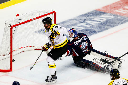 Brynäs Jesper Ollas gör 2-3