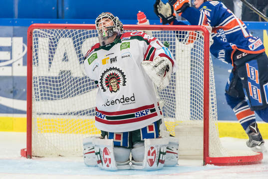 Frölundas målvakt Lars Johansson deppar