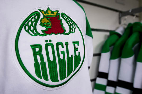 Rögle emblem på en tröja