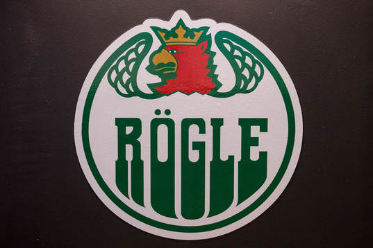 Rögle emblem på en tröja