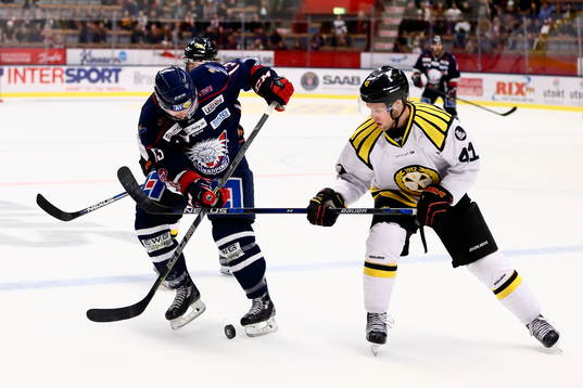 Linköpings Andrew Gordon och Brynäs Greg Scott