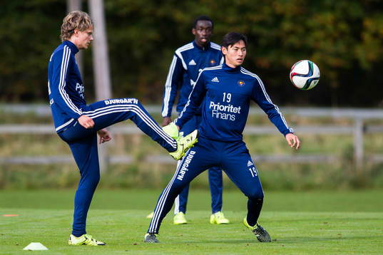 Djurgårdens Tim Björkström och Soo Yong Yoon