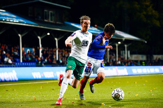 Hammarbys Birkir Már Saevarsson och Åtvidabergs Simon