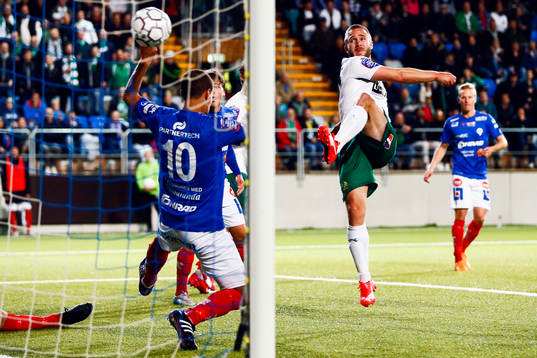 Hammarbys Mats Solheim gör 0-1