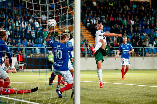 Hammarbys Mats Solheim gör mål 0-1