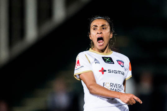 Rosengårds Marta Viera Da Silva reagerar