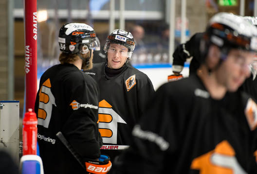 Karlskronas Filip Cruseman är glad då han kommer att få