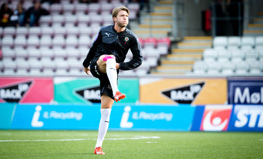 Örebros Martin Broberg värmer upp