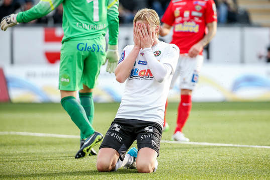 Örebros Karl Holmberg deppar