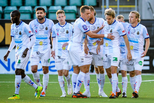 Gefles spelare jublar