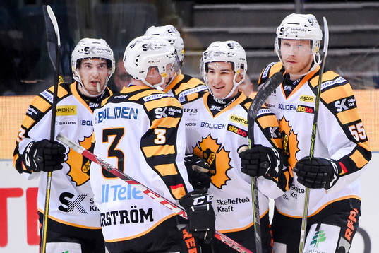 Skellefteås spelare jublar