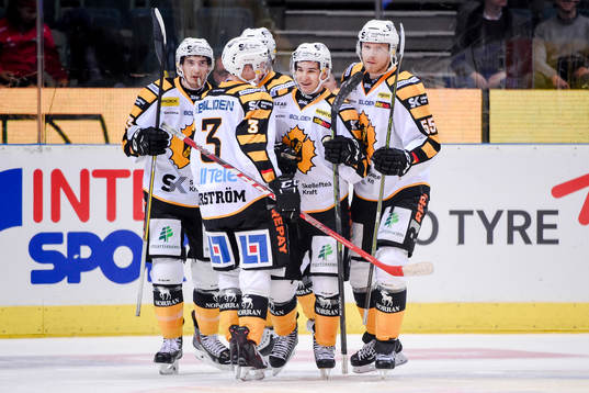 Skellefteås spelare jublar