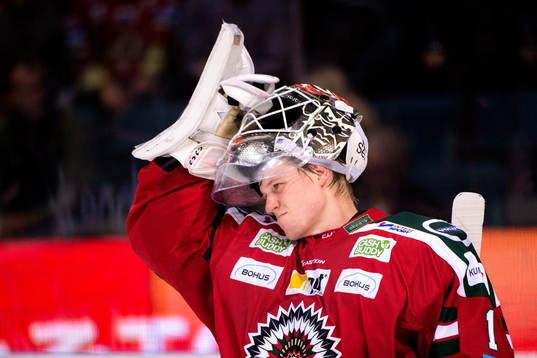 Frölundas målvakt Lars Johansson deppar