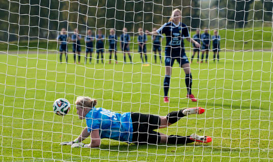 i kvalmatchen till div. 1 för damer mellan FC Hessleholm