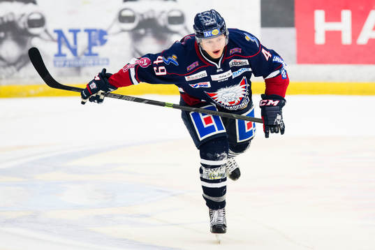 Linköpings Rhett Rakhshani grimaserar