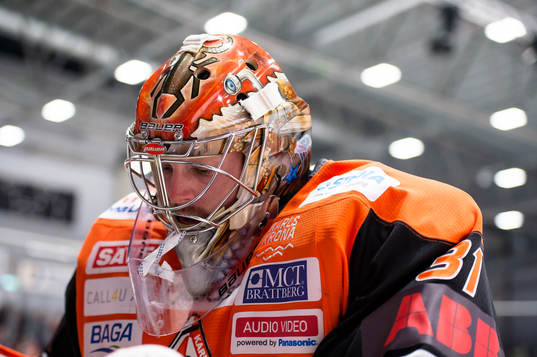 Karlskronas målvakt Patrick Galbraith deppar