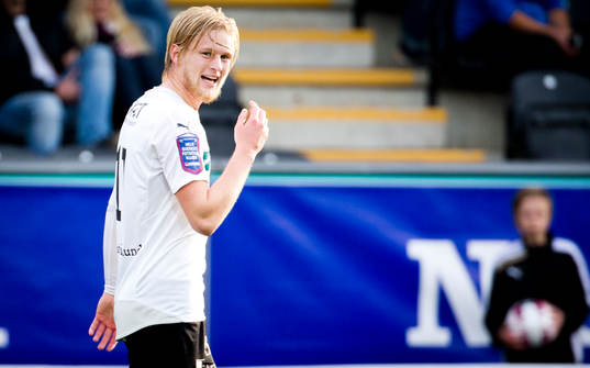 Örebros Karl Holmberg deppar