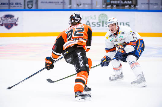 Karlskronas Jesper Olofsson gör en dragning