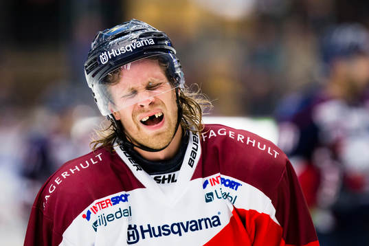 s Mattias Tedenby ser deppig ut
