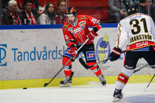 Örebros Greg Squires