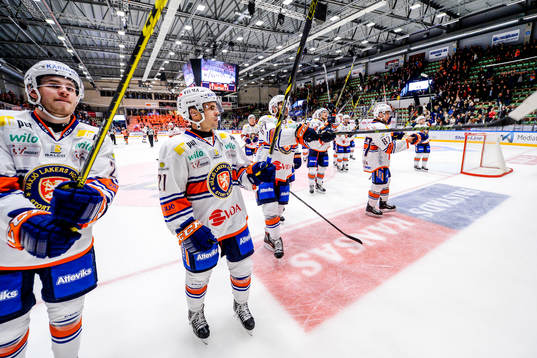 Växjös spelare jublar