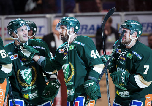Färjestads Niclas Arell (v), Milan Gulas (m) och Jonas