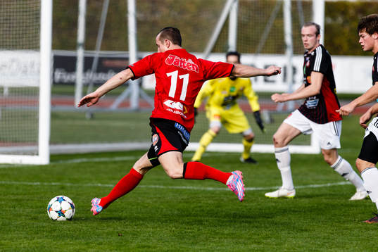 Trollhättans Robert Bagger avslutarmed skott