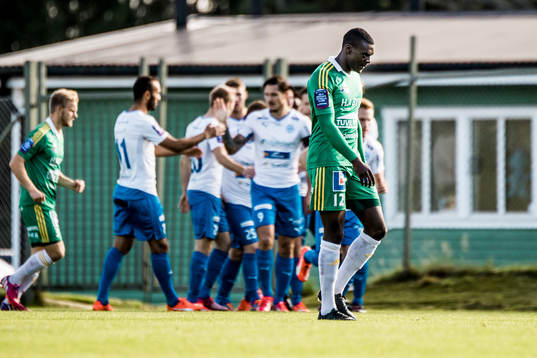 Ljungskiles Ken Sema deppar