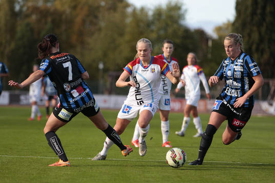 Sirius Amanda Johansson, Hovås Billdals Klara Andrup,