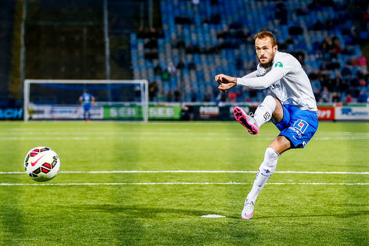 Norrköpings Emir Kujovic gör 1-0 på straff