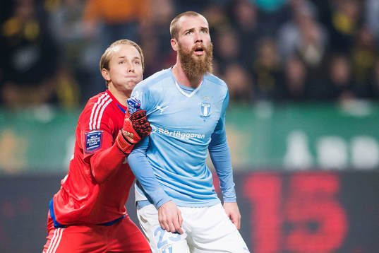 s målvakt Patrik Carlgren och Malmös Jo Inge Berget