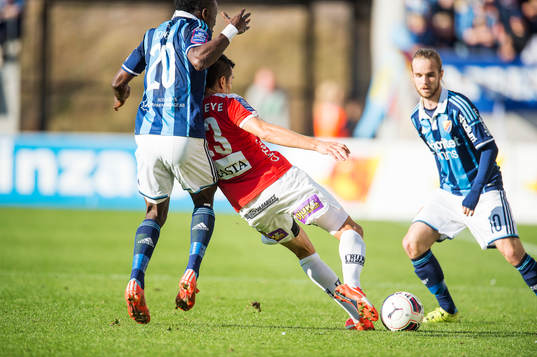 Kalmars Emin Nouri och Djurgårdens Sam Johnson