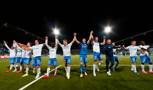 Norrköpings spelare jublar