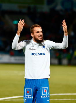 Norrköpings Emir Kujovic reagerar, får senare i matchen