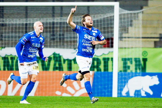 Norrbys Mattias Strinäs jublar