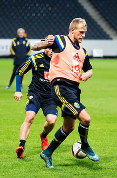 John Guidetti klackar bollen