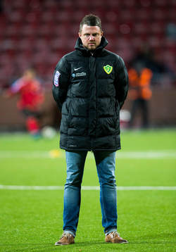 Jönköpings tränare Jimmy Thelin innan fotbollsmatchen i