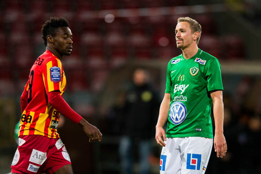 Syrianskas Success Chimankpa Nwosu och Jönköpings Fredrik