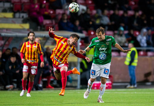 Syrianskas Igor Santos Koppe i en nickduell med