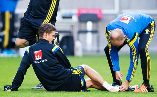 Mikael Lustig får vård