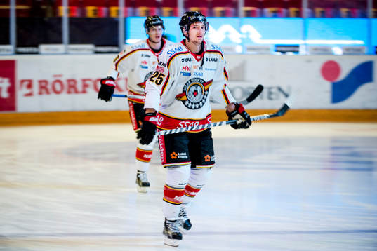 Luleås Anton Hedman före ishockeymatchen i SHL mellan